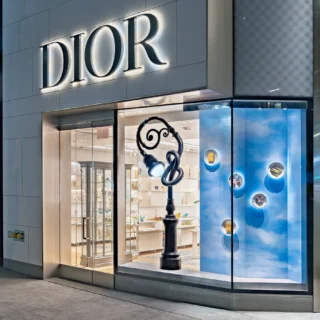 NY16. Dior x Alex Chinneck - Photography by Dior and Guillaume Barry copy
